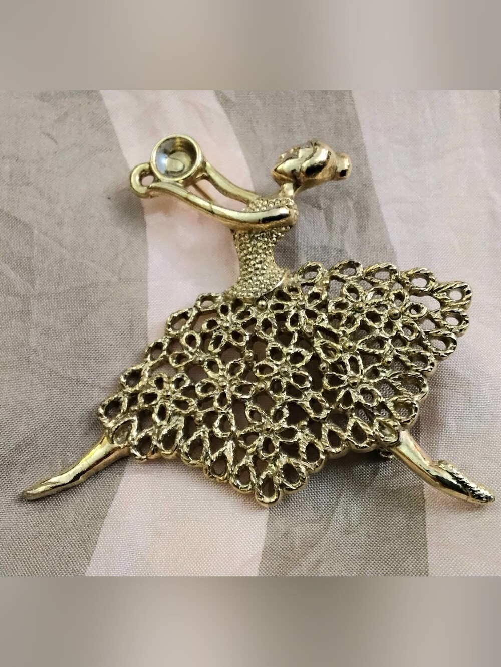 Vintage Ballerina Brooch/Pin